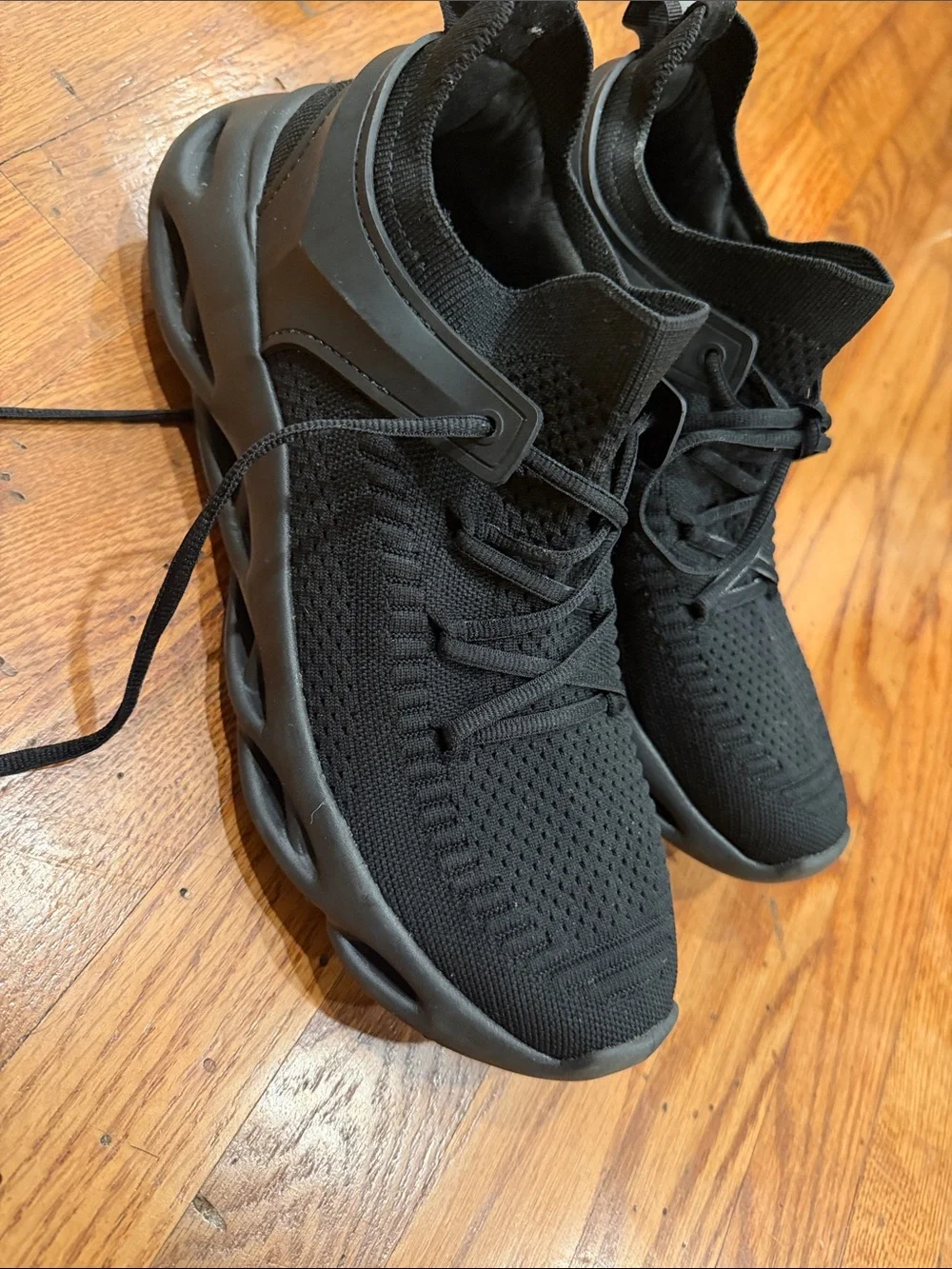 N/A versatile black